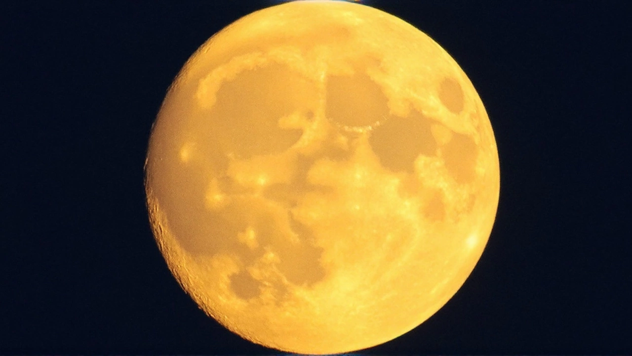 Buck Moon 2025: What to Know About July’s Low-Riding Full Moon