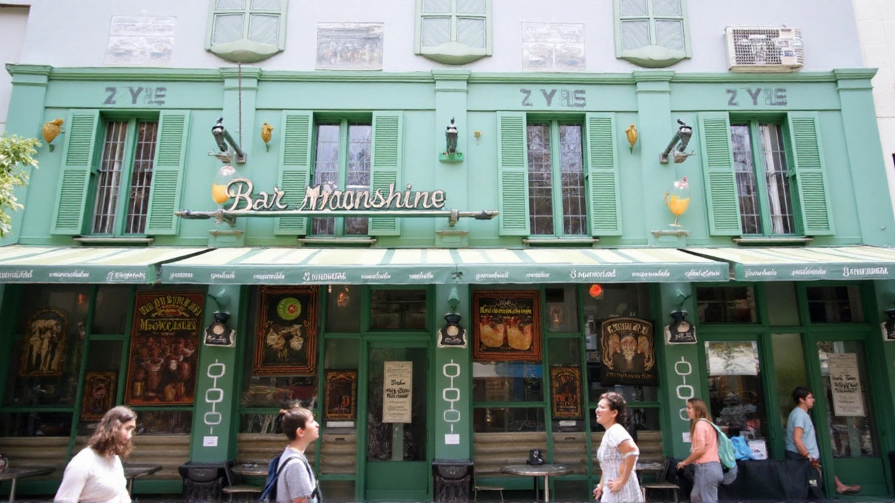 Bar Moonshine Menu Unveiled: Wizard Drinks Steal the Show at Universal's Epic Universe